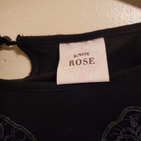 Black Blouse w/ Lace Trem Womens size Medium Brand Knox Rose - Picture 4 of 8